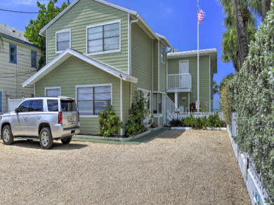 Indian Rocks Condo Near Beach